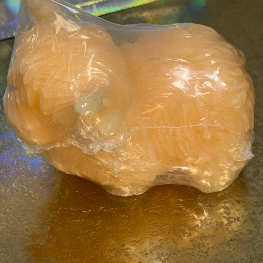 Handcrafted Champagne Toast   Highland Cow Soap - Orange - Picture 2 of 4
